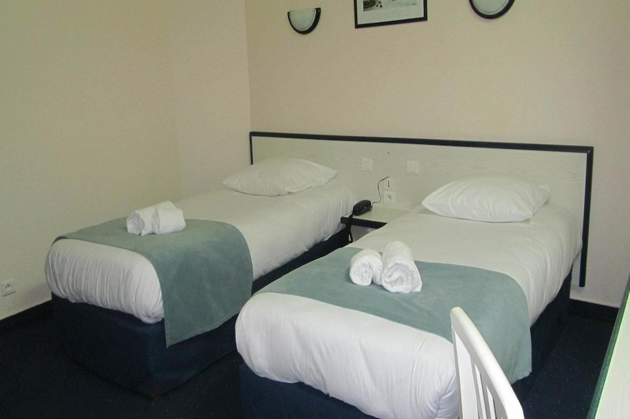 Hotel Suzane Angers Exterior photo